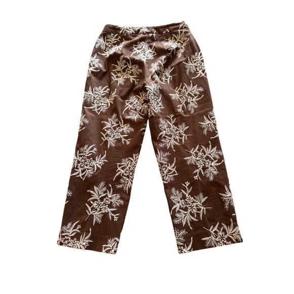 Jones of New York Signature Brown with White Floral Embroidery Pedal Pusher - Picture 3 of 5